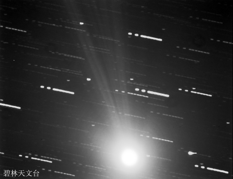 2014-q2彗星.jpg