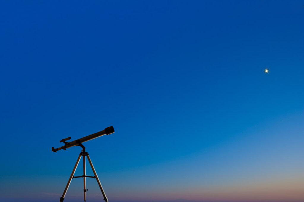 top-833396.jpg