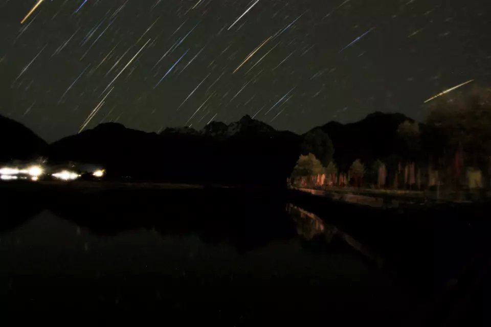 40分钟的星轨，iso1600,30s单张