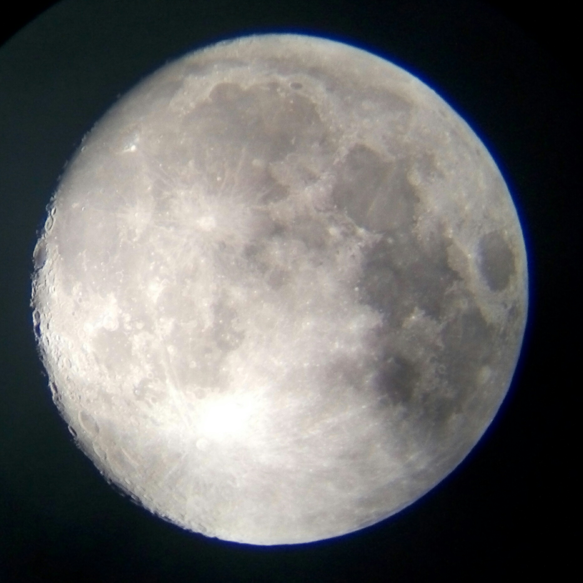 月球P50926-215923-001.jpg