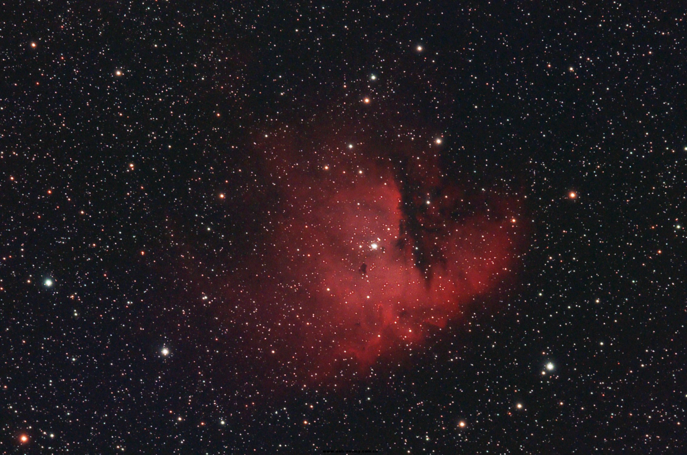 20151016-17_NGC281_310min_100-2.jpg