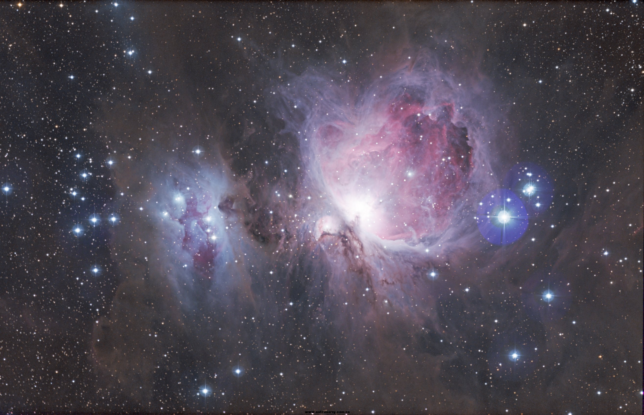 M42S-1-sat-C-HDR-v.jpg