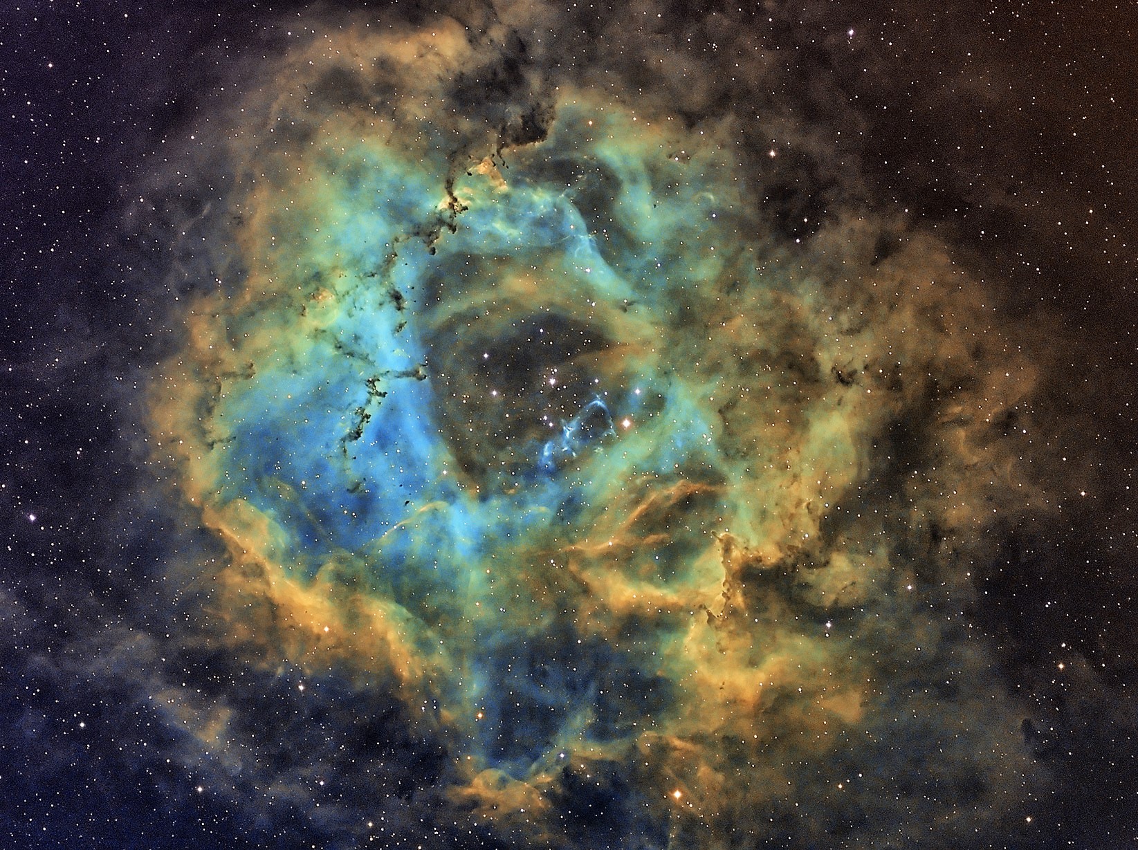 NGC2244-RGB-偏黄-3-small win10自动处理.jpg