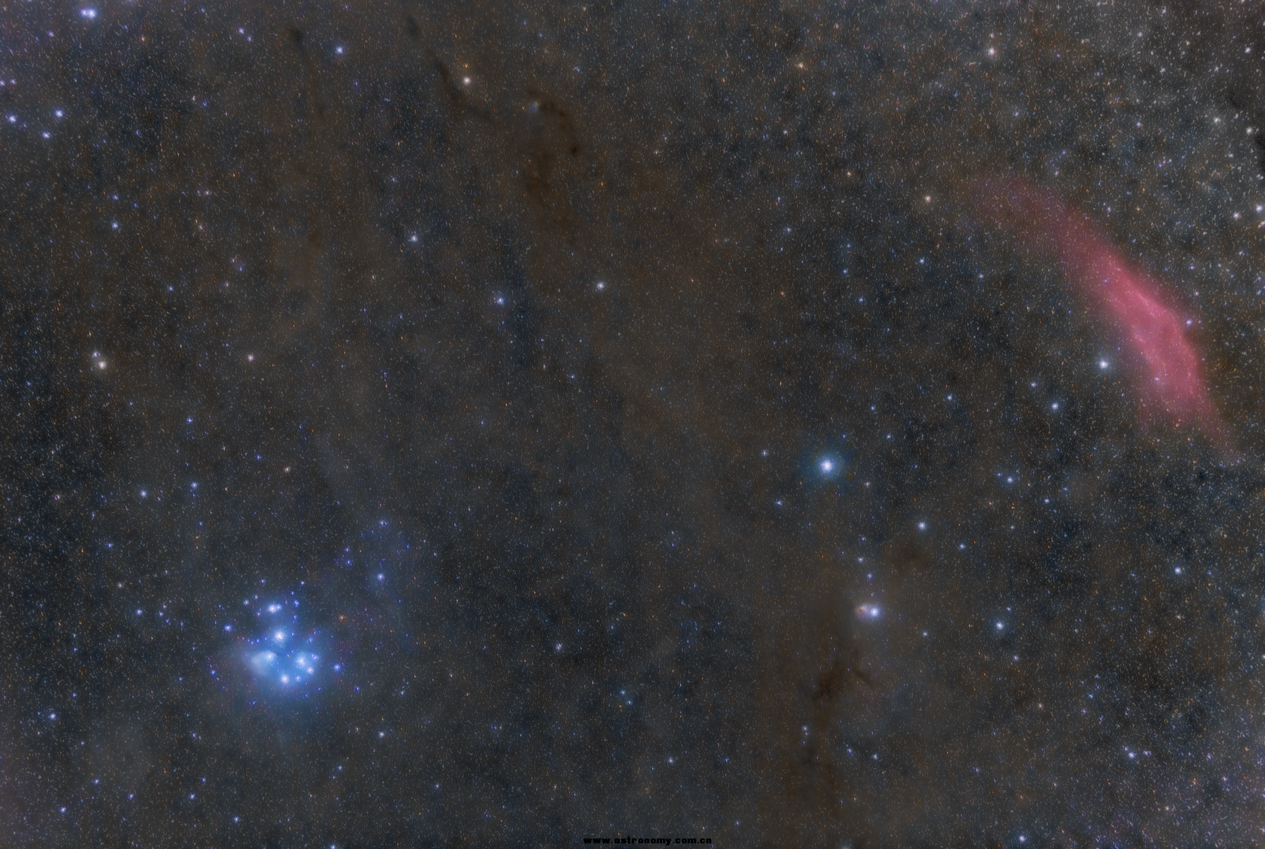 20151216太阳山M45卫生巾广域云气版.png