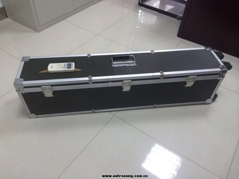 航空箱EE29ED46-8E07-42F4-80E5-6C8F31EDABF7.JPG