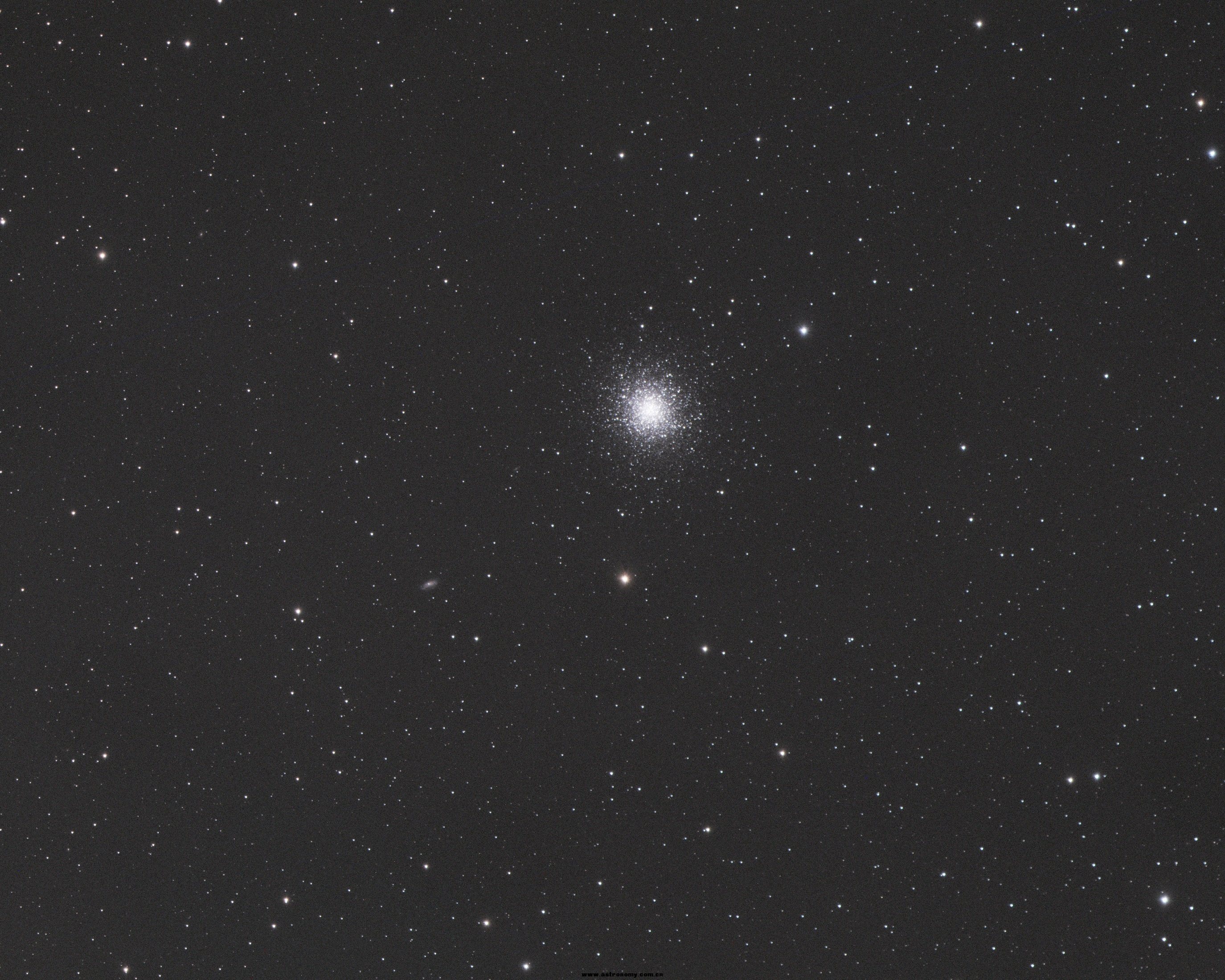 M13_LRGB_20min.jpg