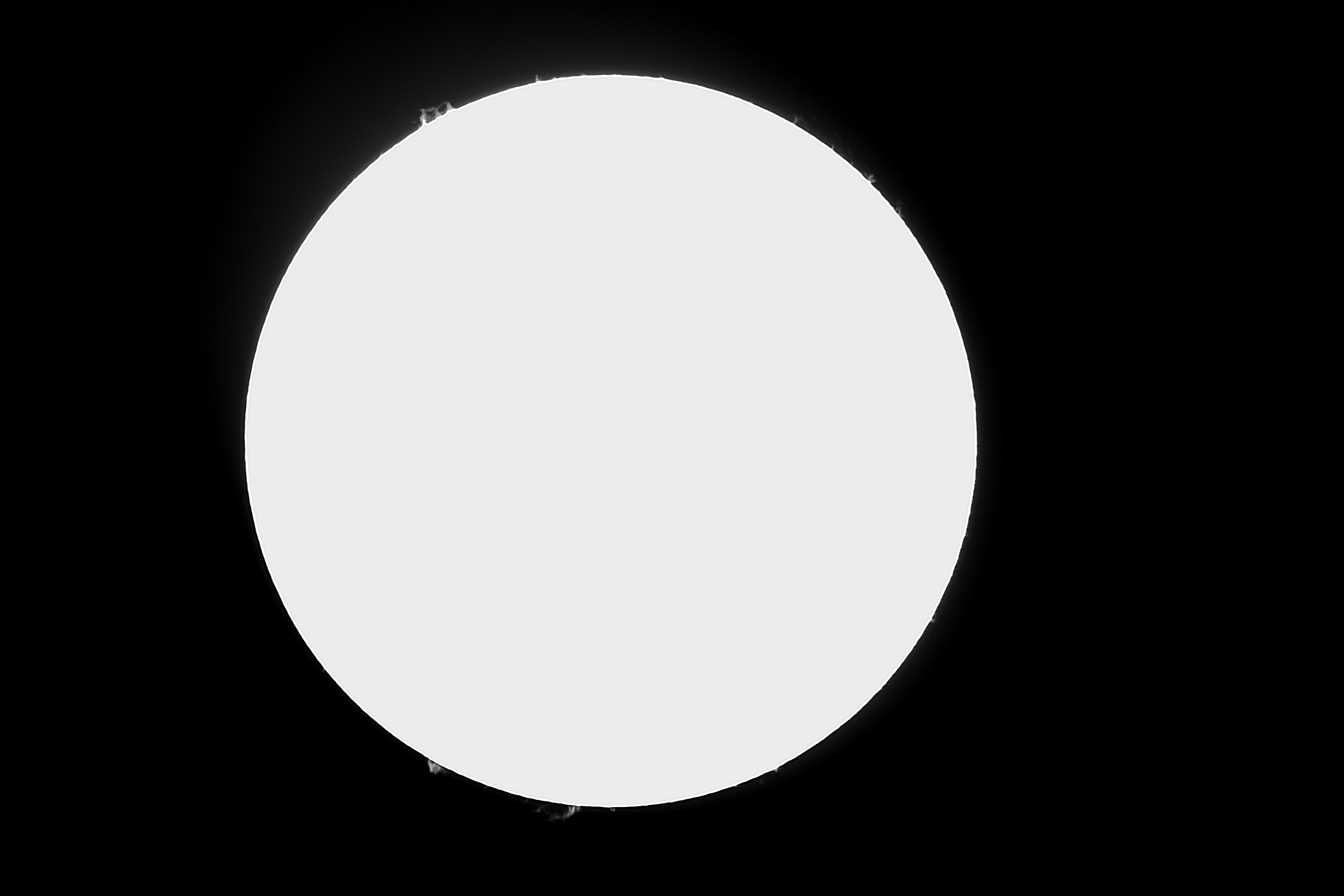 sun20161007-re-gray1.jpg