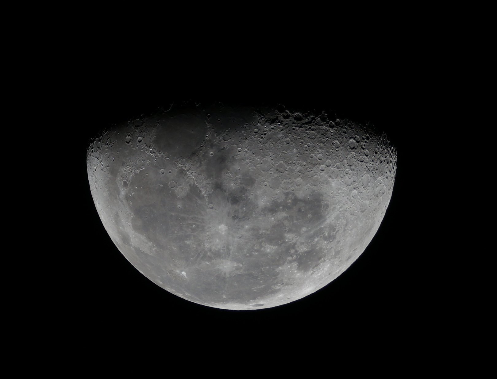 DSC03252moon.jpg