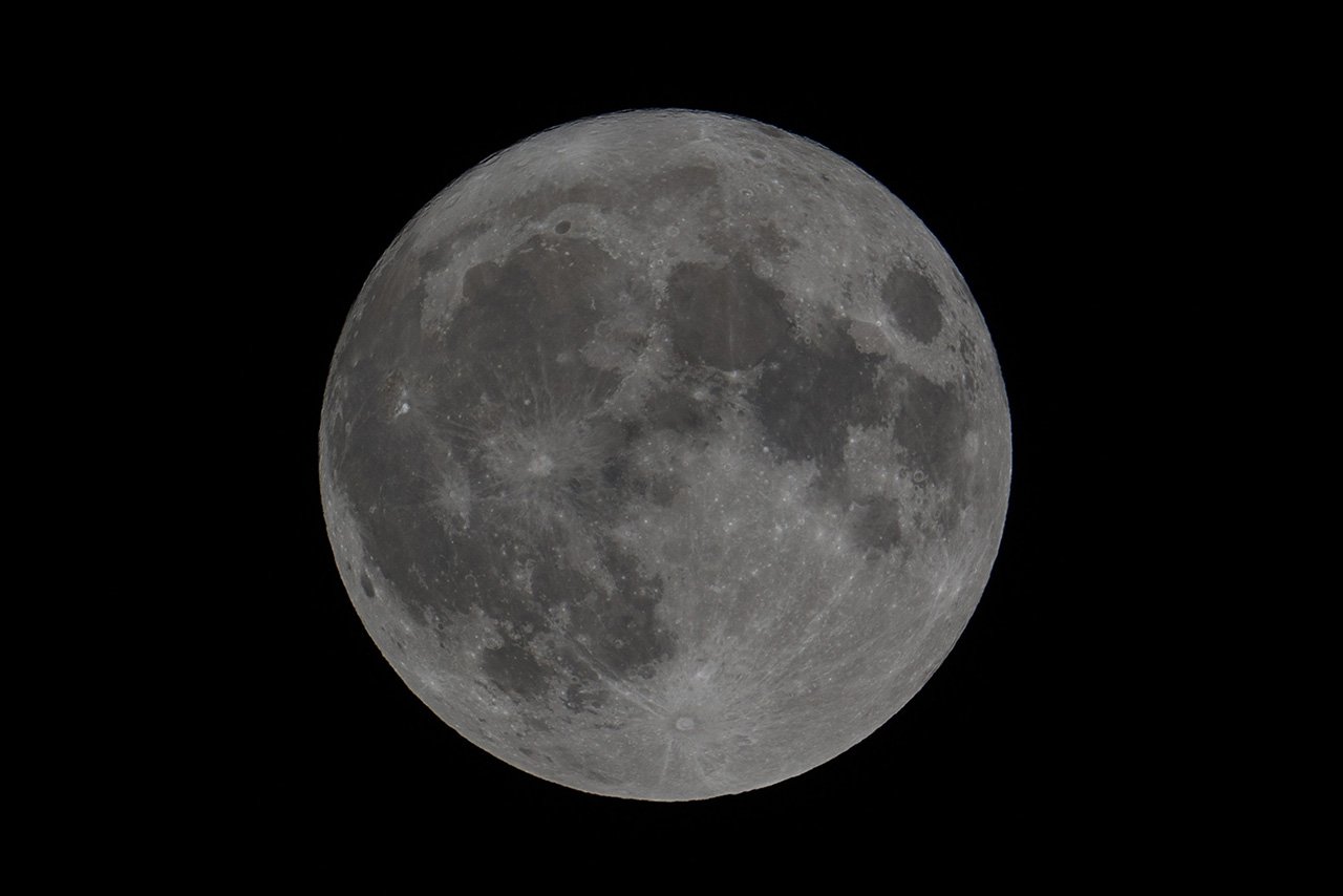 115APO 月亮.jpg