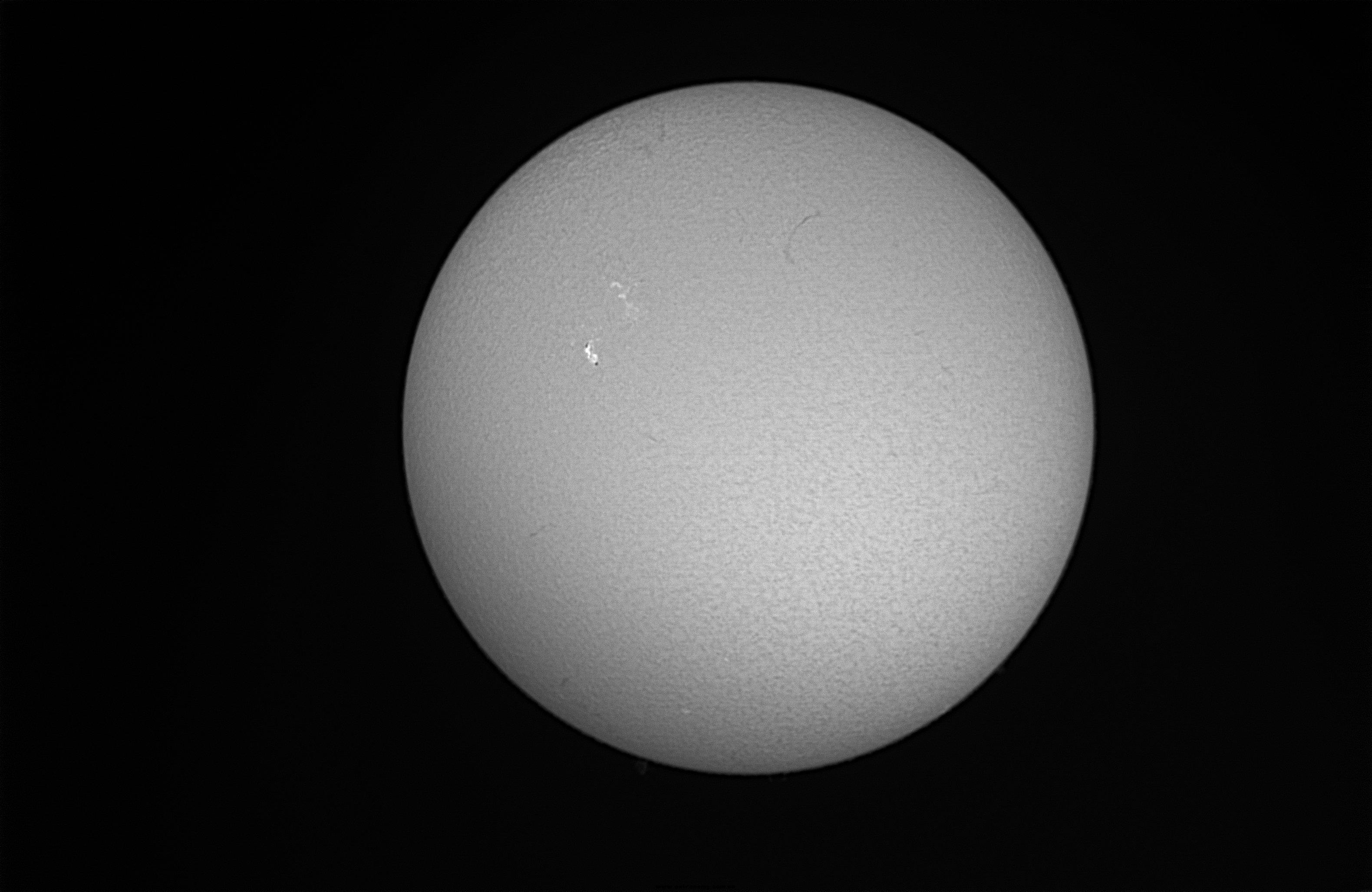 sun20170209-rm-gray1.jpg