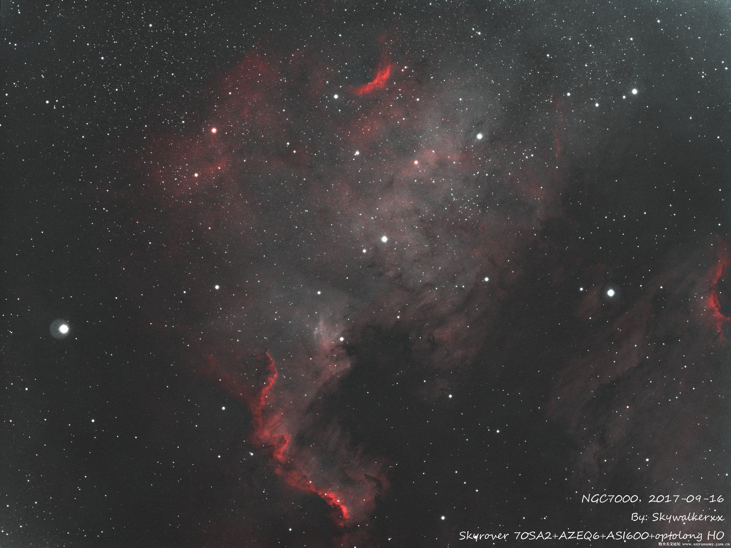 NGC7000-HOO-2 去星点.jpg