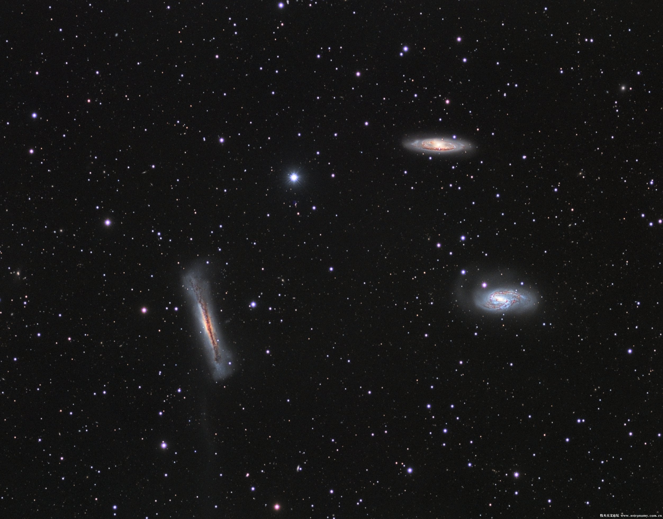 狮子座三重星系-刘龙豪.jpg