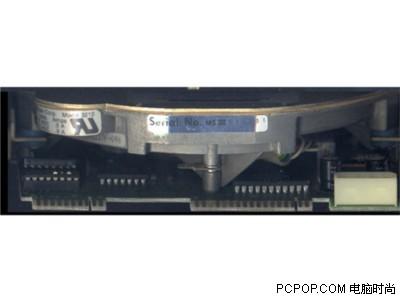 Miniscribe MS3212 容量为10 MB，盘片尺寸为10MB