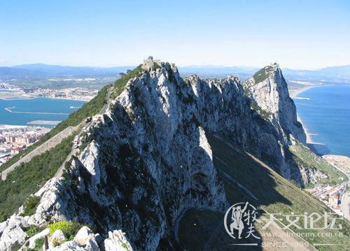 第3名：伊比利亚半岛的直布罗陀岩山（Rock of Gibraltar） .qq.jpg