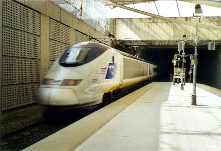 Eurostar_18_roissy.JPG