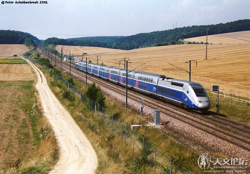 TGV_ParisGdLyon_03.jpg