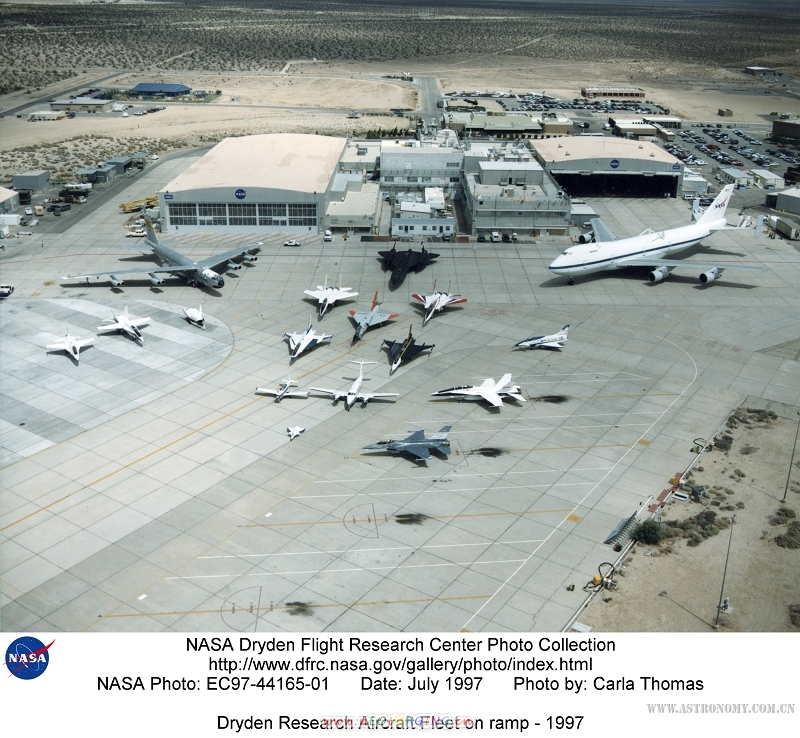 EC97-44165-01.jpg
