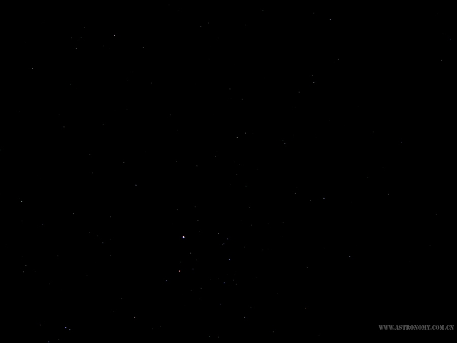 最亮的那个是木星，附近是天蝎座
