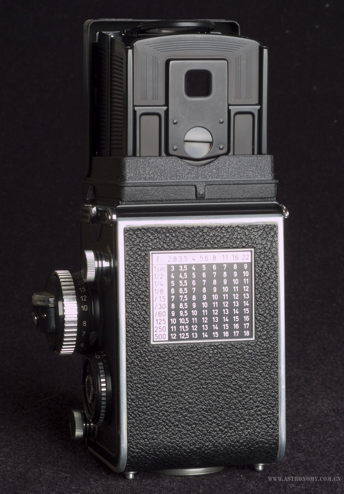 Rolleiflex eyelevel02.jpg