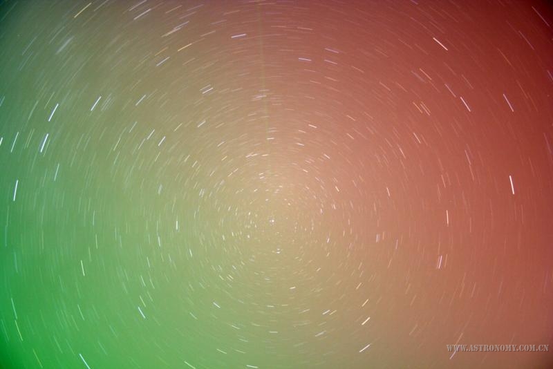 光污染造成的阴阳星迹