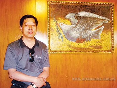 去年，崔小波到美国参加第十三届全球吸烟与健康大会。会前，他去参观了纽约联合国总部。图片由崔小波本人提供 ...