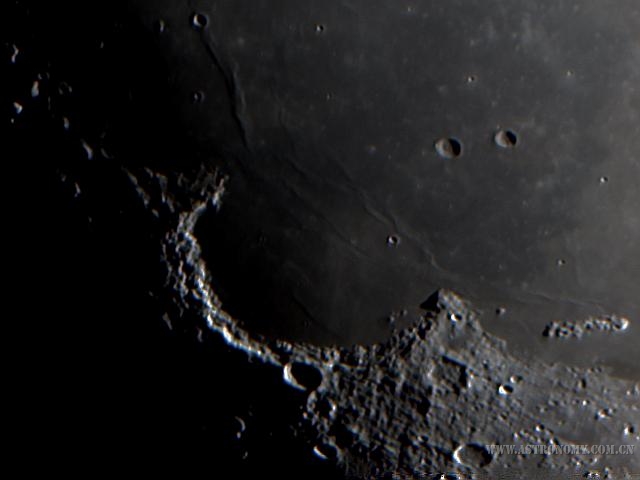 Moon63.jpg