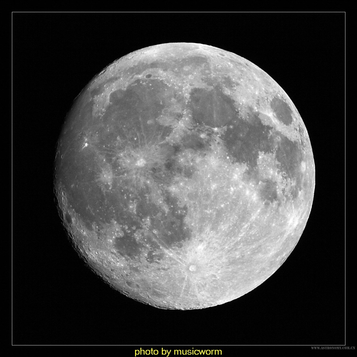 moon1.jpg