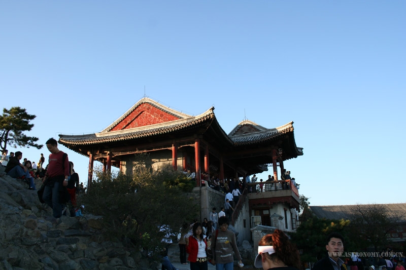 山顶的庙