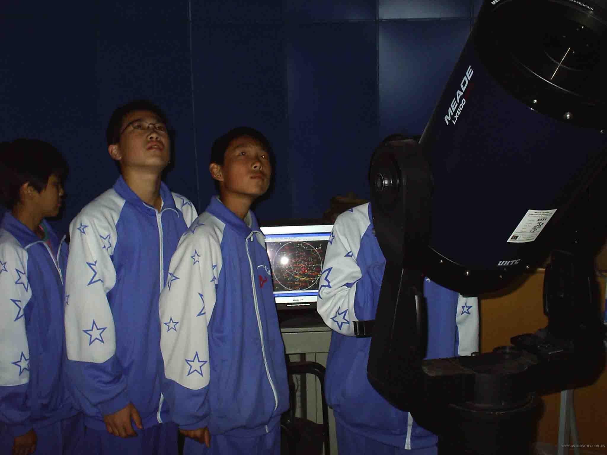 S3000063.jpg
