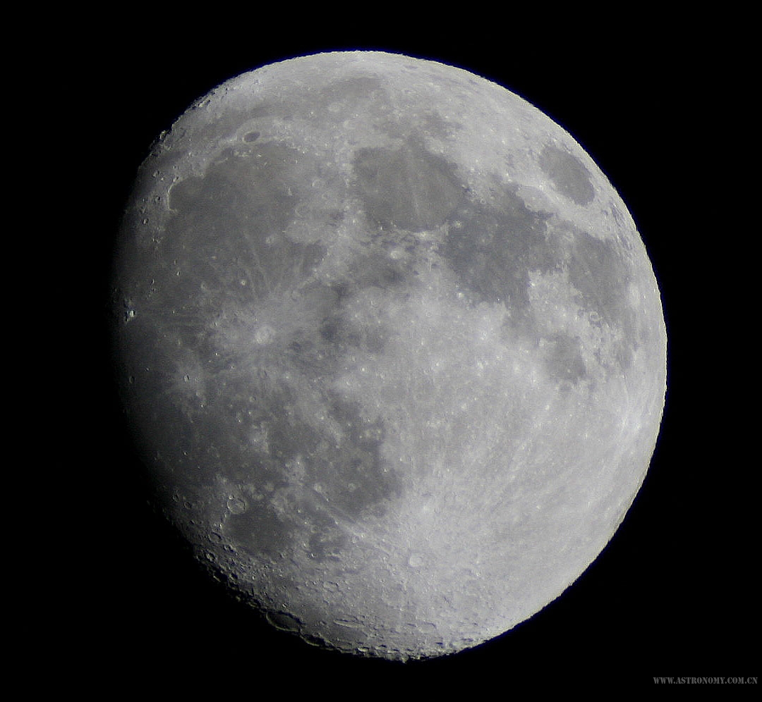 102moon.jpg