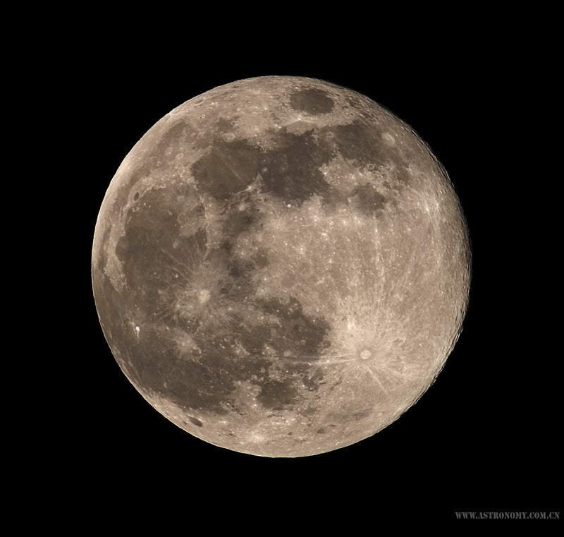 Moon071026a.jpg