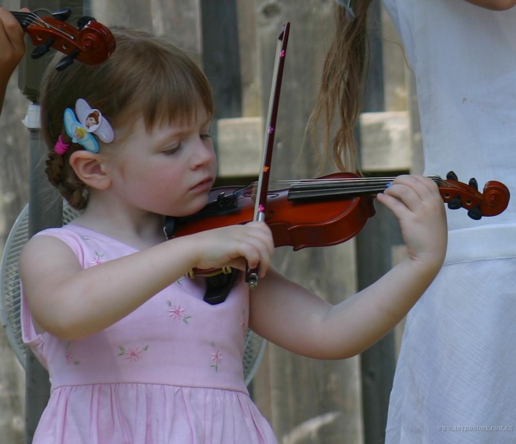 baby_violinist.JPG