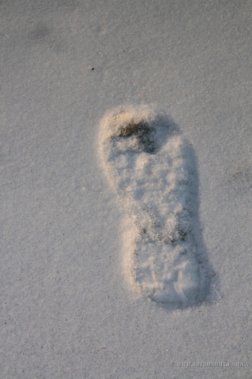 踏雪有痕