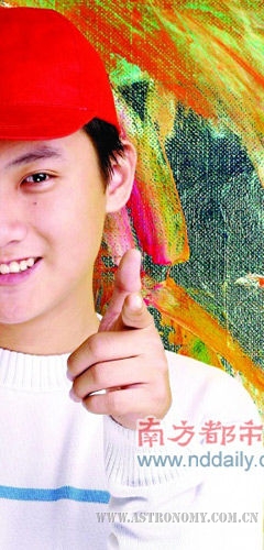 曾是阳光少年―――杀人者孟超16岁时的艺术照。