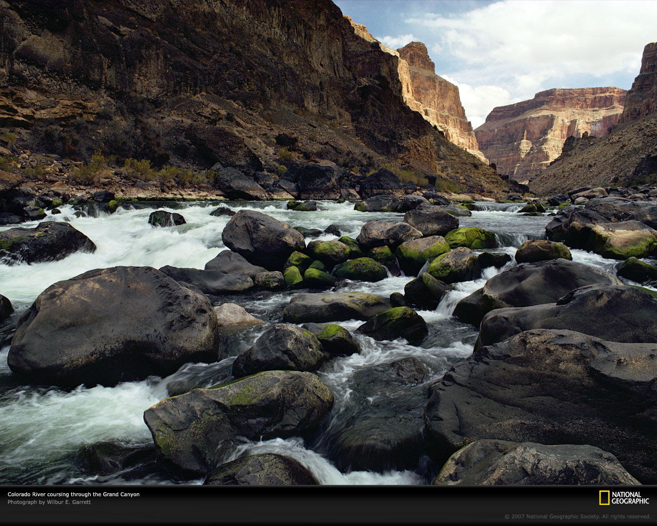 colorado-river-bed-584107-xl.jpg
