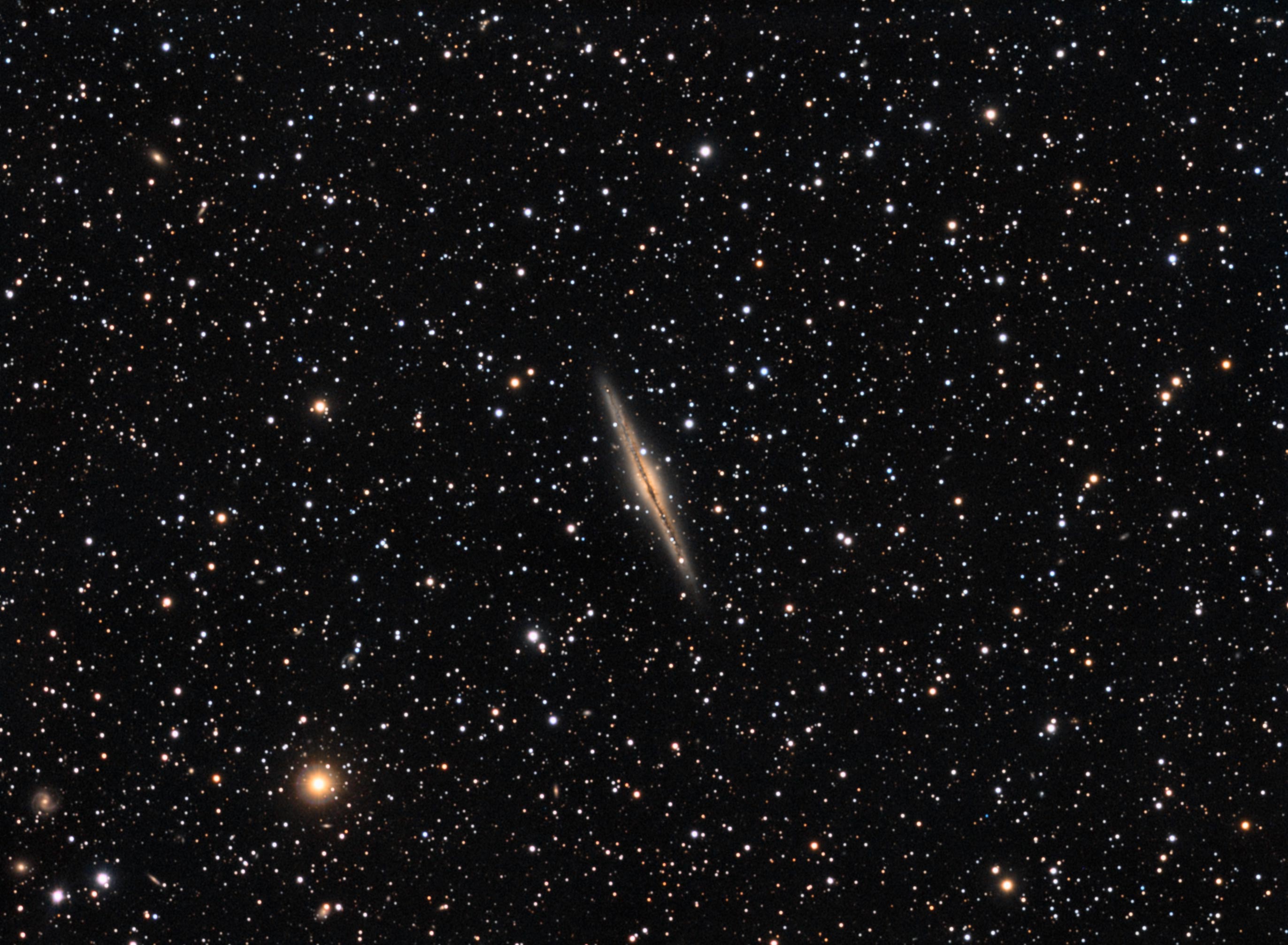 NGC891_Nov07_large.jpg