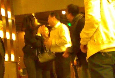 张宏民酒过三巡后醉态百出