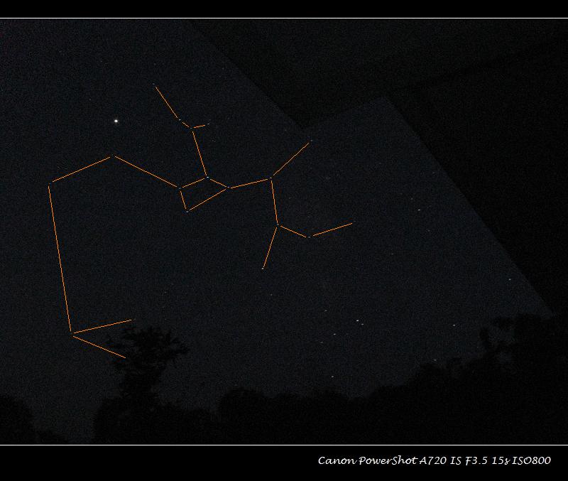 屋檐下的星空