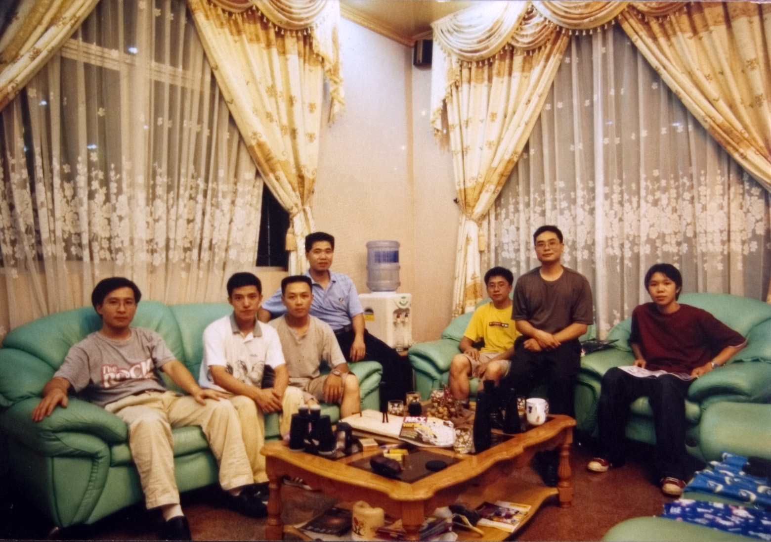 2001年8月11日聚会.jpg