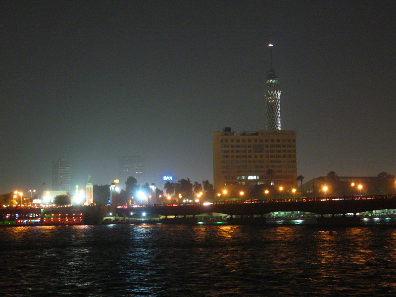 尼罗河夜景--开罗塔