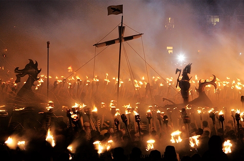 30.January 29th, 2008. 设德兰群岛人庆祝斯堪的纳维亚海盗节