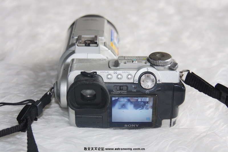 SONY F717 控制面板.jpg