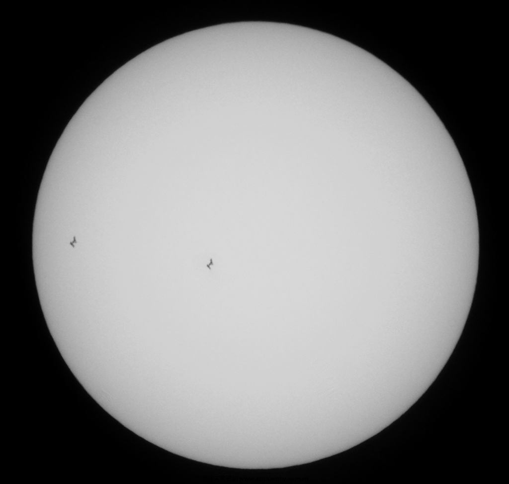 Pawel-Warchal-ISS_solar_transit020409_1238963175.jpg