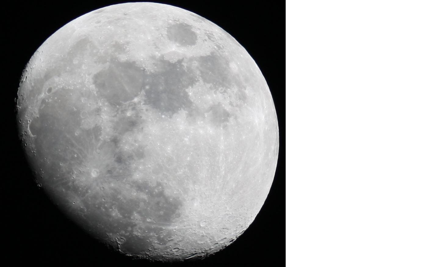 moon.JPG