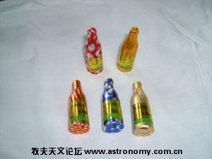 酒心巧克力。一毛钱一个。只是现在买不到那时候的味道了。.jpg