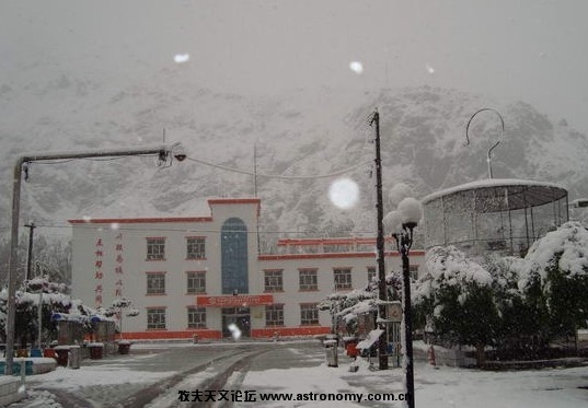 新疆暴雪１.jpg