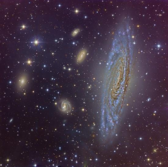 漩涡星系NGC 7331.jpg