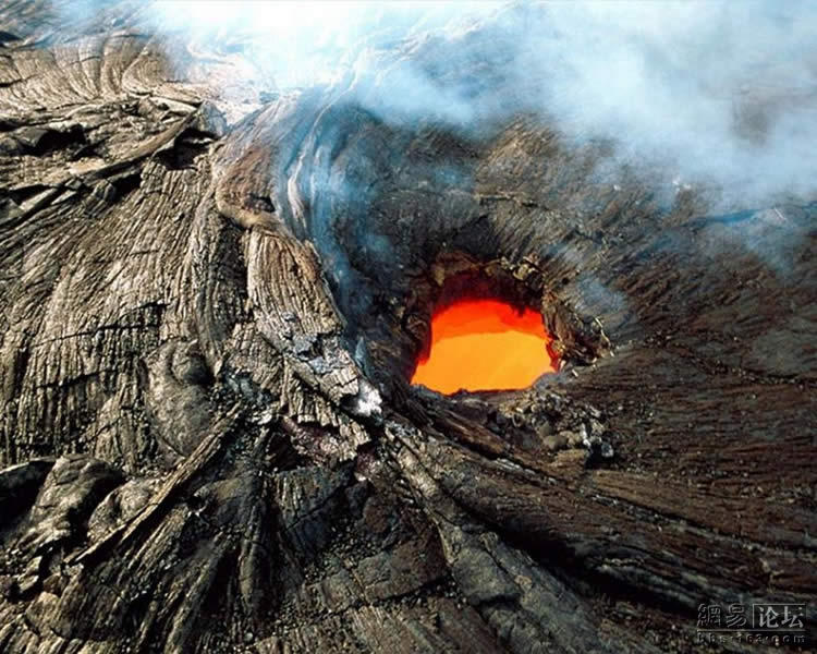 火山口照片.jpg