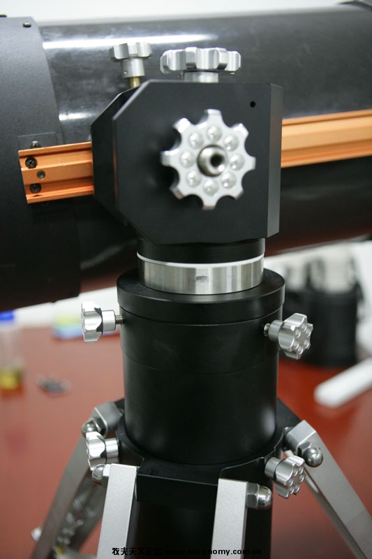 2ADM8820.jpg