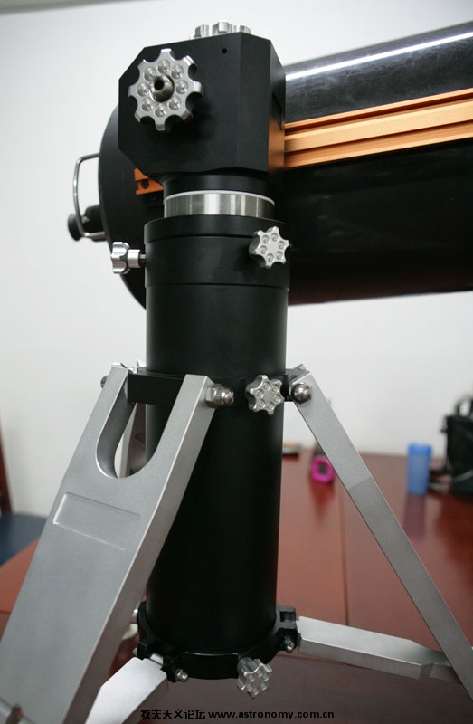 2ADM8809.jpg